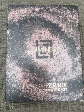 Luminess Tan  Full Coverage Airbrush Starter Kit Case